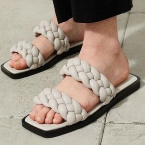 Wonderly Women's Braided‎ White Sandals size 8